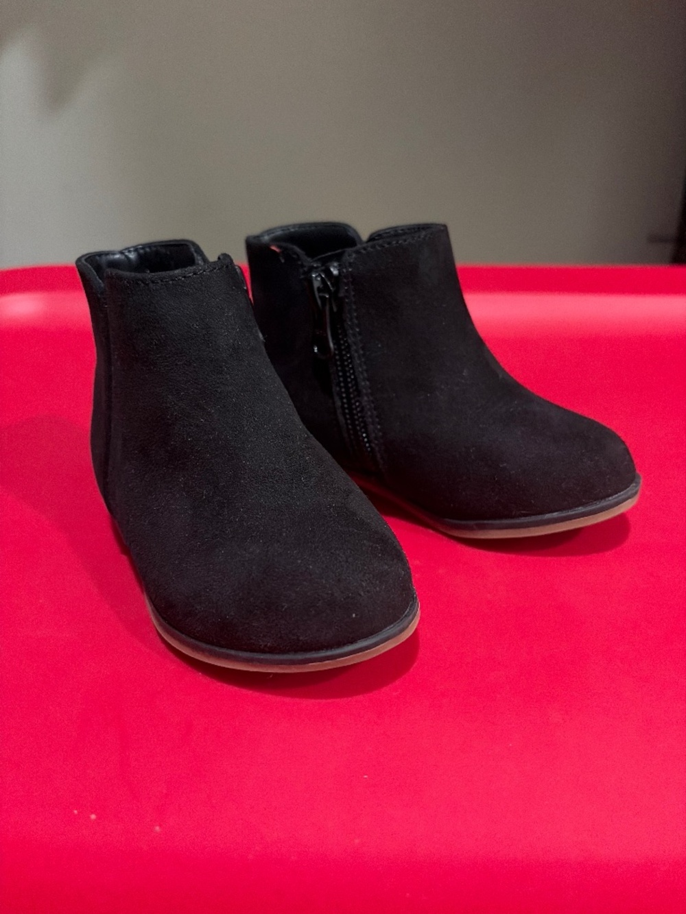 Toddler Black booties